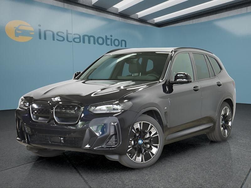 Schwarz Gebraucht 2023 BMW iX3 SUV | 49.949 € (Fairer Preis) - Bild 1/4