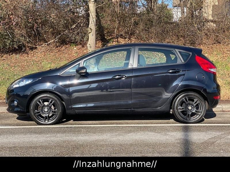 Gebraucht Ford Fiesta Champions Edition 82 PS (60 kW) 2012 Schwarz Kleinwagen