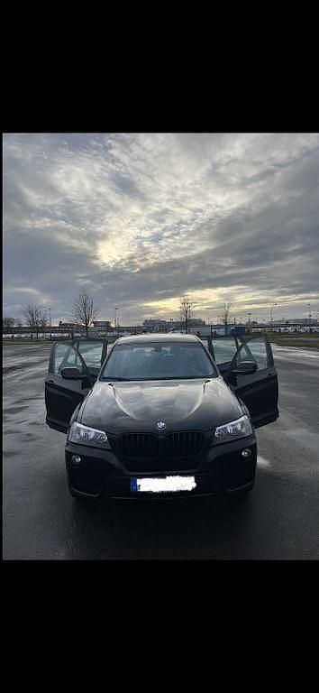Schwarz Gebraucht 2014 BMW X3 Comfort Edition SUV | 13.500 € (Superpreis) - Bild 1/4
