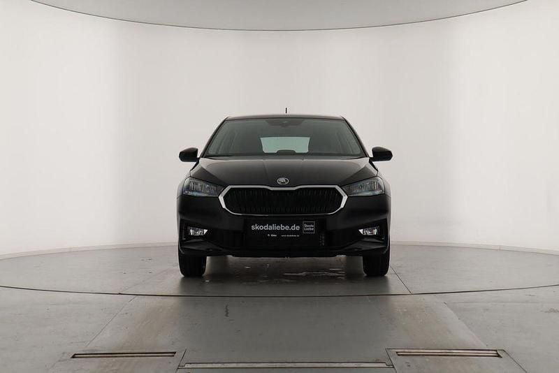 Neu Skoda Fabia Essence 80 PS (58 kW) 2026 Blackmagic perleffekt Kleinwagen