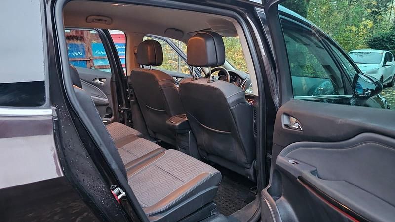 Gebraucht Opel Zafira Tourer 165 PS (121 kW) 2012 Braun Van / Kleinbus