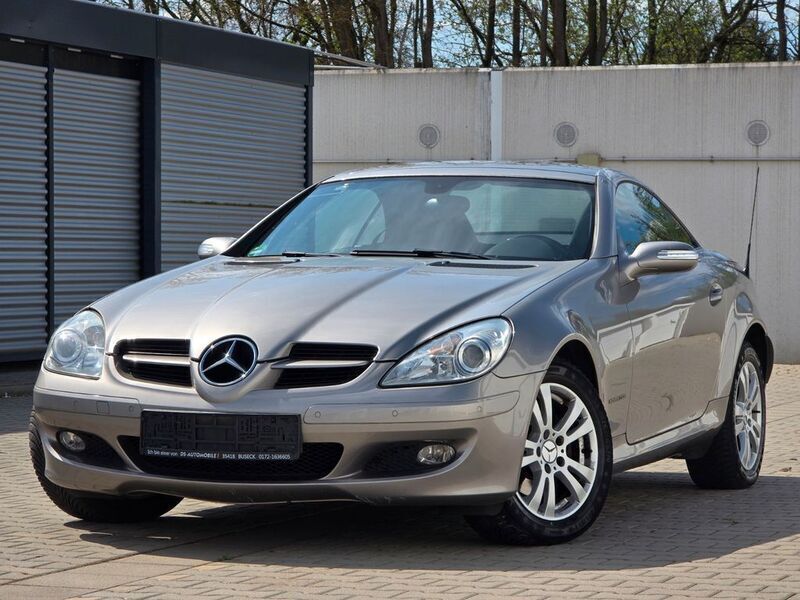 Silber Gebraucht 2005 Mercedes SLK200 Cabrio | 5.999 € (Guter Preis) - Bild 1/4