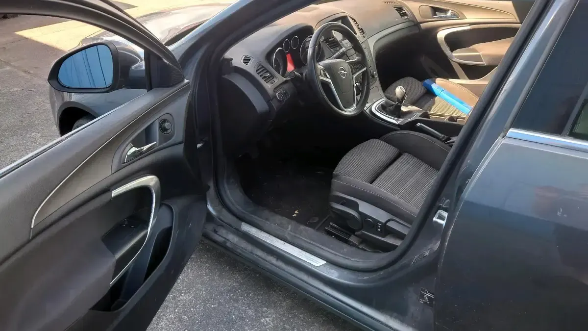 Gebraucht Opel Insignia 2011 Grau Kombi