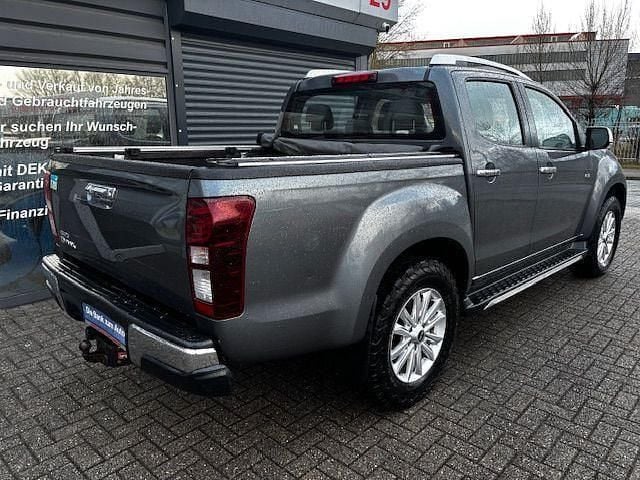 Gebraucht Isuzu D-Max 163 PS (119 kW) 2019 Grau SUV