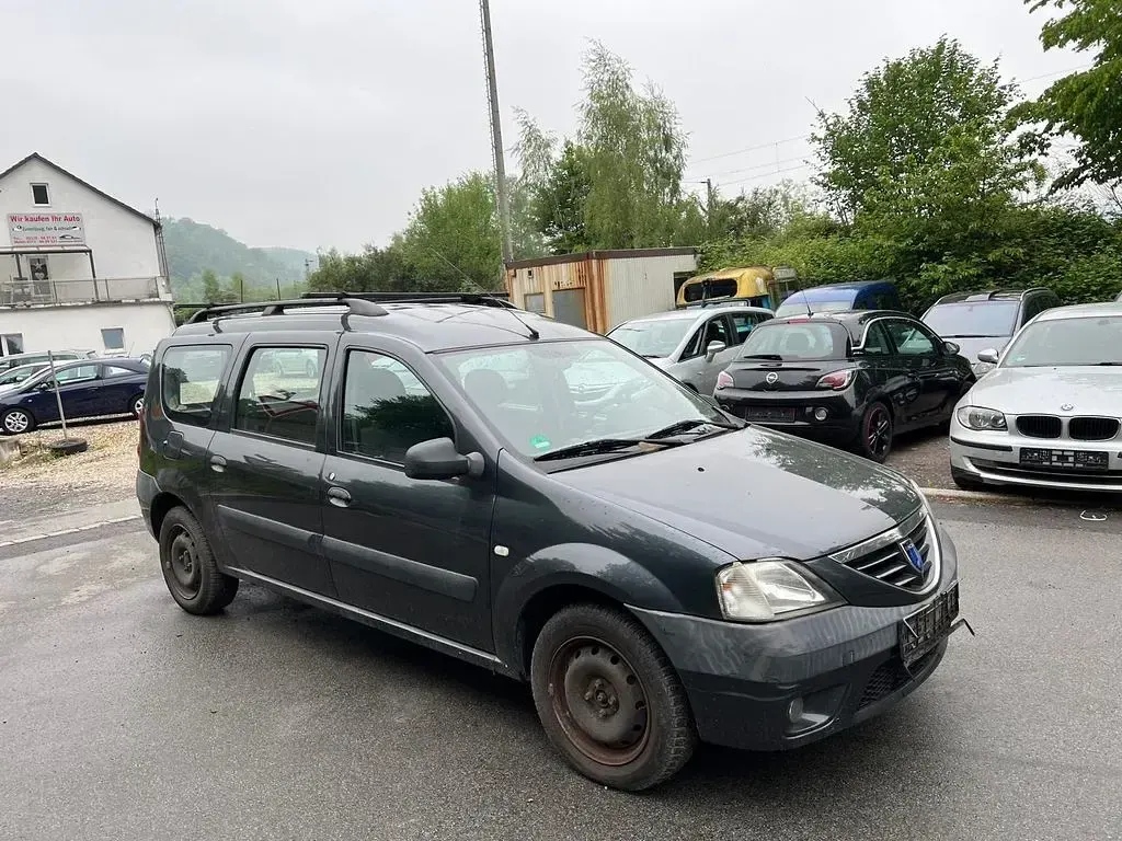 Gebraucht Dacia Logan MCV Lauréate 87 PS (63 kW) 2008 Grau Kombi