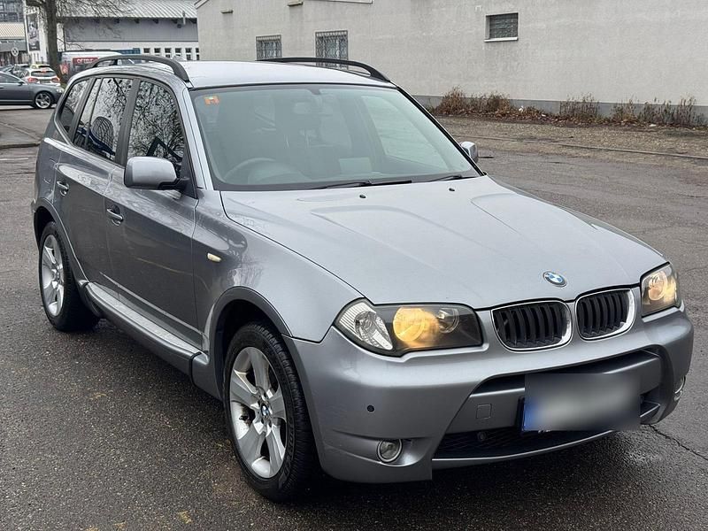 Grau Gebraucht 2005 BMW X3 M Sport SUV | 2.250 € - Bild 1/4
