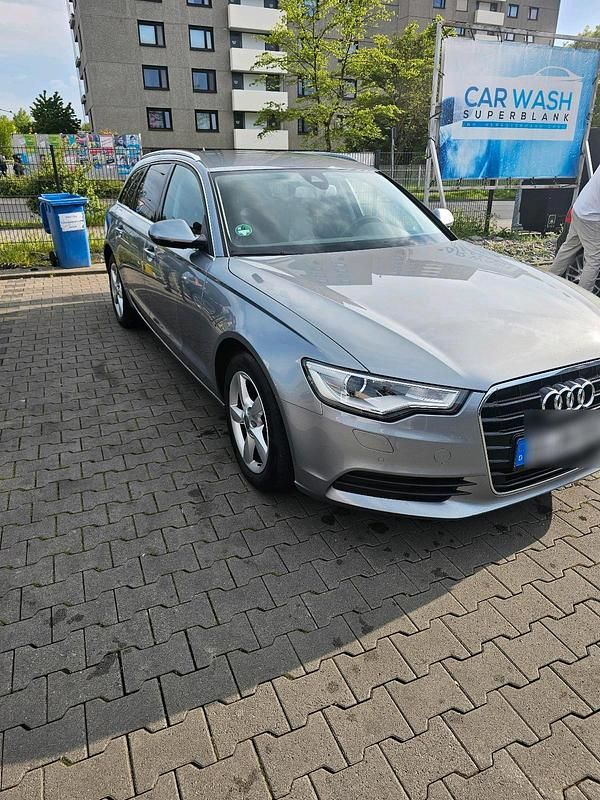 Gebraucht Audi A6 190 PS (139 kW) 2014 Grau Kombi