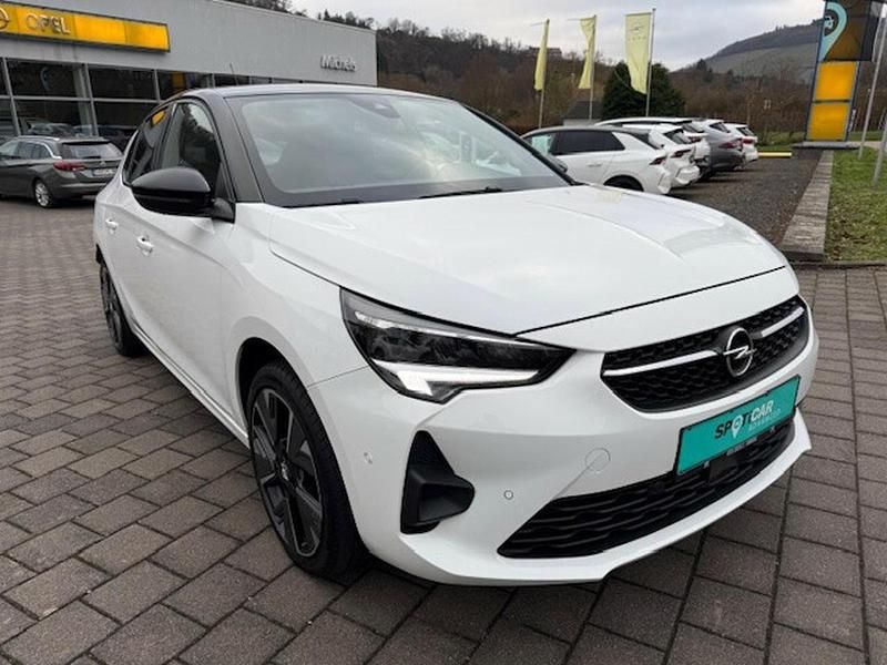 Weiß Gebraucht 2022 Opel Corsa-e GS Line Kleinwagen | 15.900 € (Fairer Preis) - Bild 1/1
