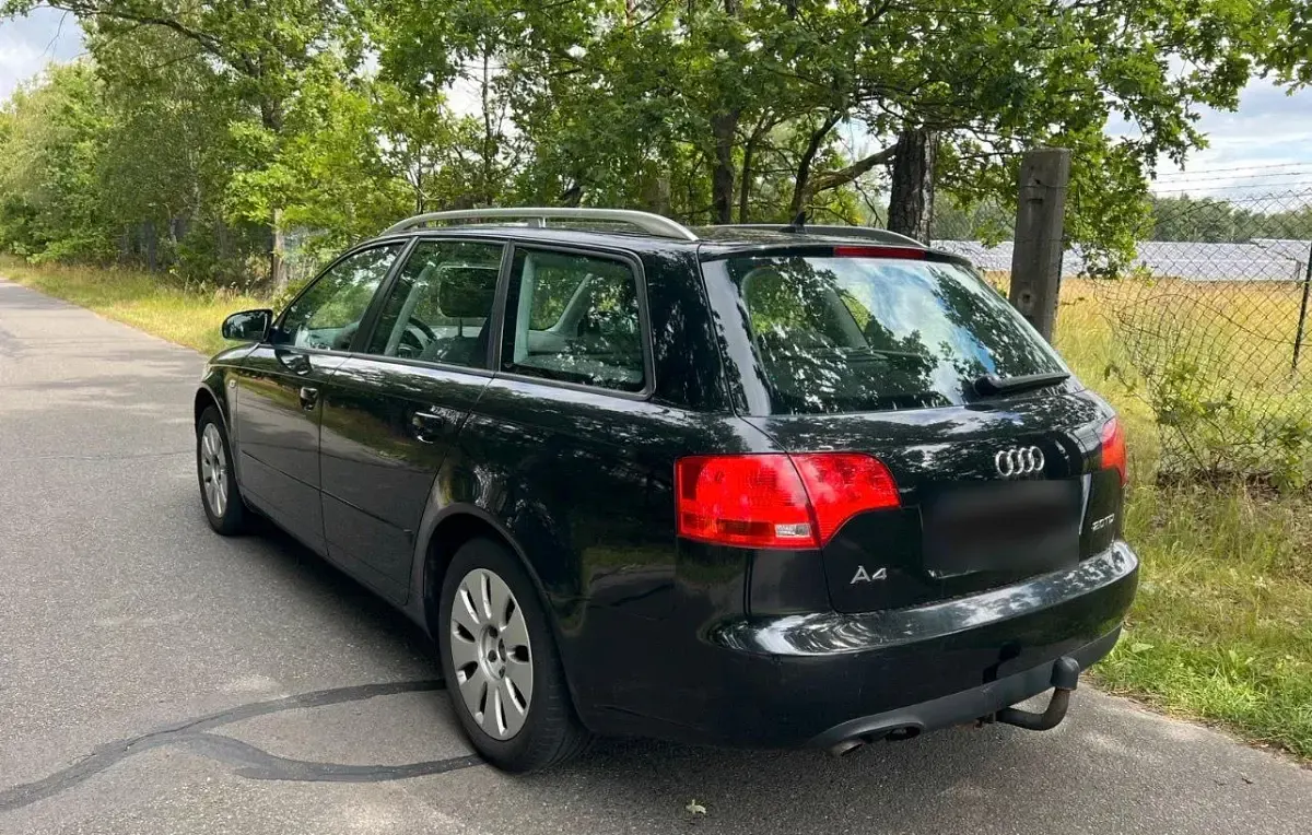 Gebraucht Audi A4 140 PS (102 kW) 2007 Blau Limousine