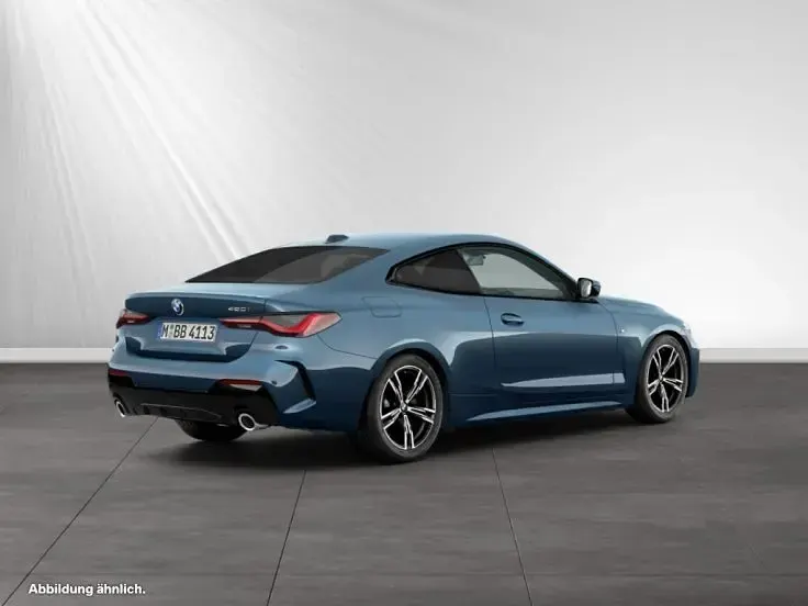 Gebraucht BMW 420 M Sport 184 PS (135 kW) 2025 Arctic race blue metallic Coupé