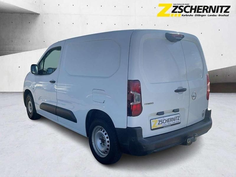 Gebraucht Opel Combo Edition 102 PS (75 kW) 2019 Jade weiss Van / Kleinbus