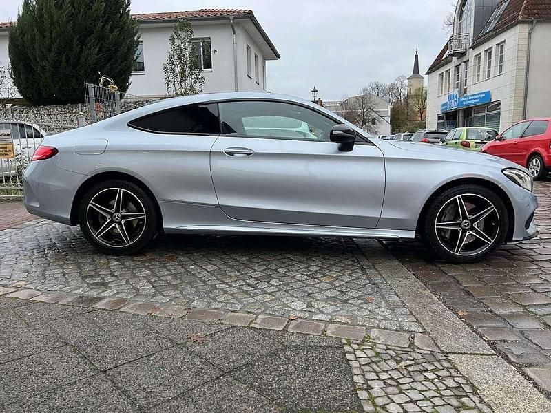 Gebraucht Mercedes C400 AMG 333 PS (244 kW) 2017 Diamantsilber Coupé