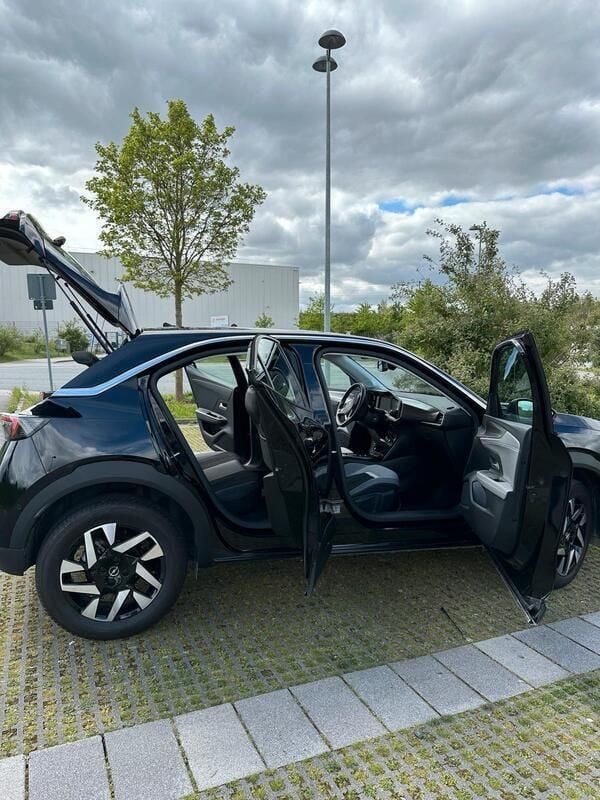 Schwarz Gebraucht 2022 Opel Mokka SUV | 21.950 € (Guter Preis) - Bild 1/4