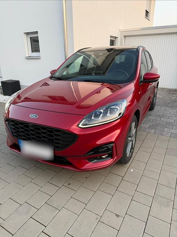 Gebraucht Ford Kuga ST-Line X 190 PS (139 kW) 2022 Rot SUV
