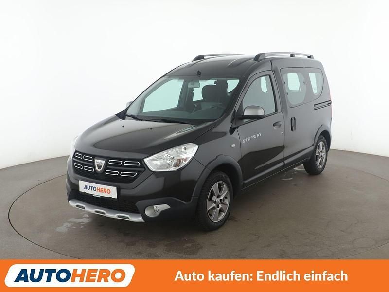 Schwarz Gebraucht 2019 Dacia Dokker Stepway Van / Kleinbus | 14.980 € (Etwas zu teuer) - Bild 1/3