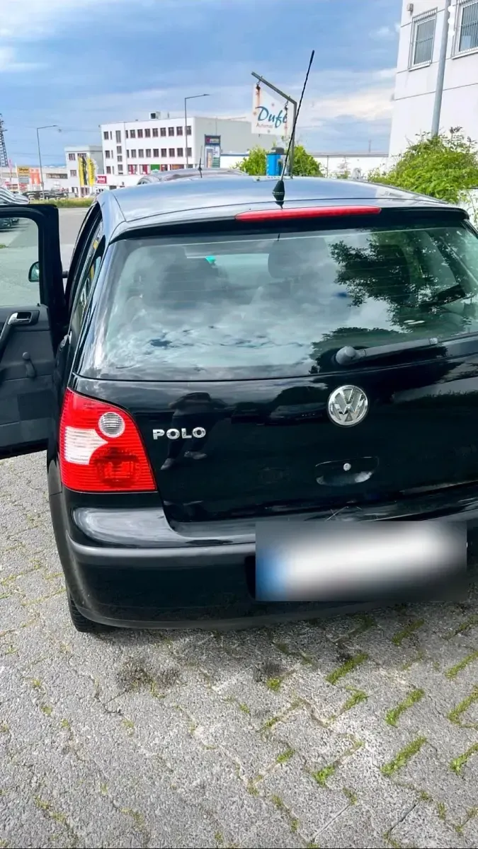 Gebraucht VW Polo 54 PS (39 kW) 2003 Schwarz Kleinwagen