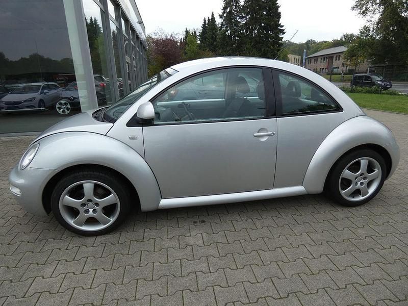 Silber Gebraucht 2000 VW Beetle Limousine | 4.990 € (Etwas zu teuer) - Bild 1/4