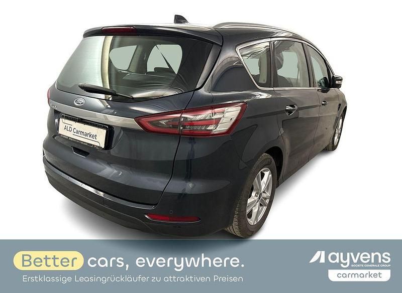 Gebraucht Ford S-MAX Titanium 150 PS (110 kW) 2020 Blau Van / Kleinbus