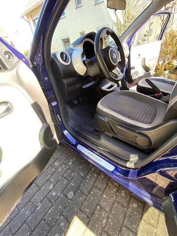 Gebraucht Renault Twingo LIMITED 69 PS (50 kW) 2018 Violet Kleinwagen