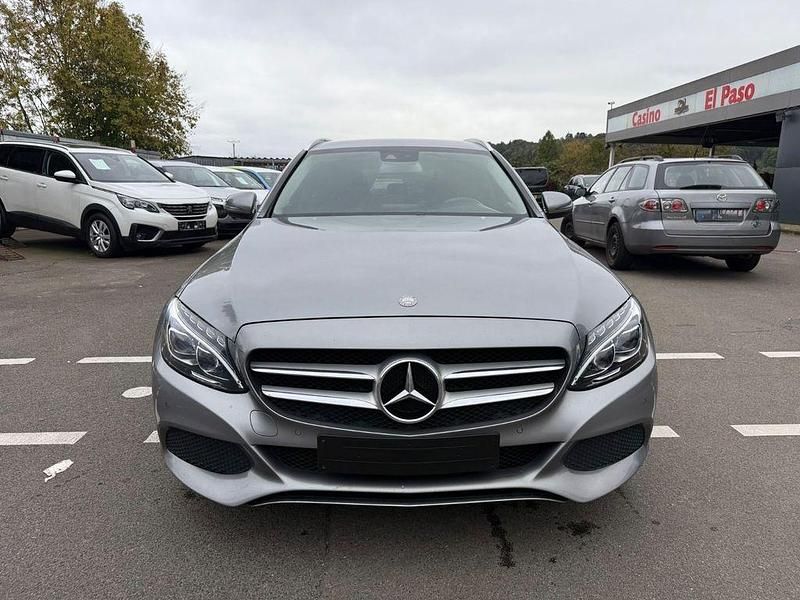 Silber Gebraucht 2015 Mercedes C220 Kombi | 6.150 € - Bild 1/4