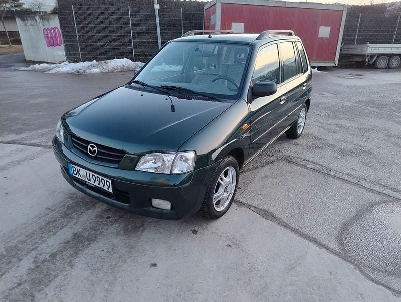 Grün Gebraucht 2001 Mazda Demio Exclusive Kleinwagen | 2.995 € (Fairer Preis) - Bild 1/4