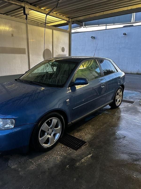 Gebraucht Audi A3 Sport 102 PS (75 kW) 2002 Blau Kleinwagen