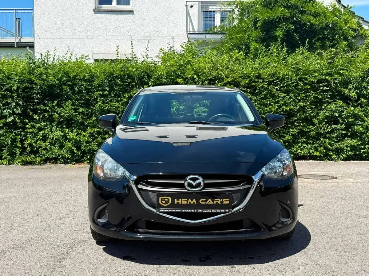Gebraucht Mazda 2 Center-Line 105 PS (77 kW) 2016 Onyxschwarz metallic Kleinwagen