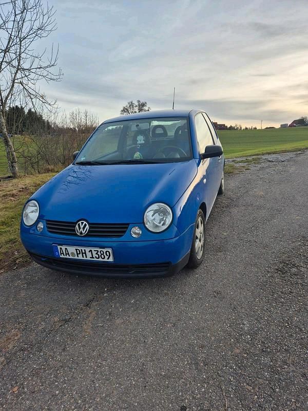 Blau Gebraucht 2002 VW Lupo Kleinwagen | 1.100 € (Fairer Preis) - Bild 1/4