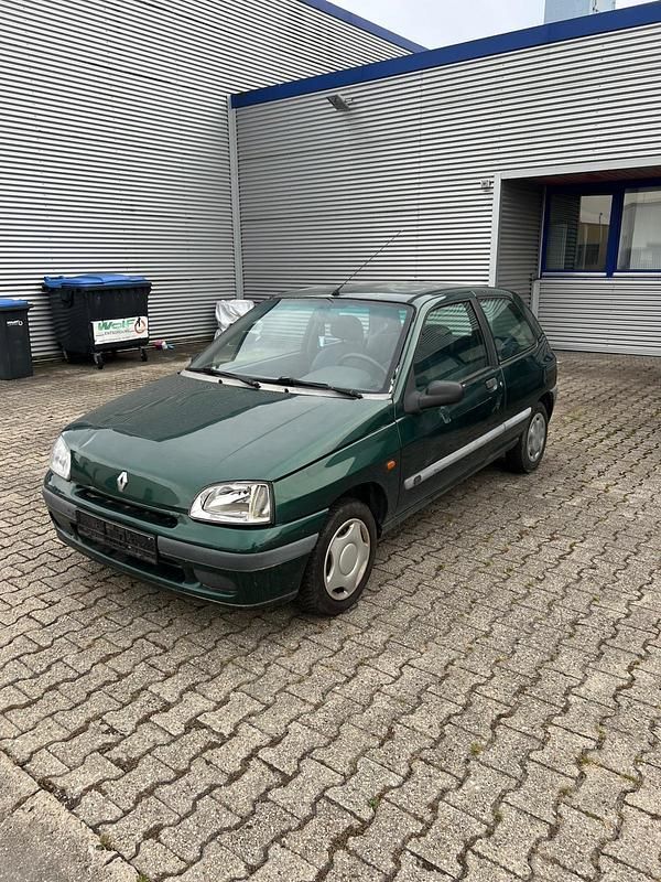 Gebraucht 1996 Renault Clio Kleinwagen | 499 € - Bild 1/4