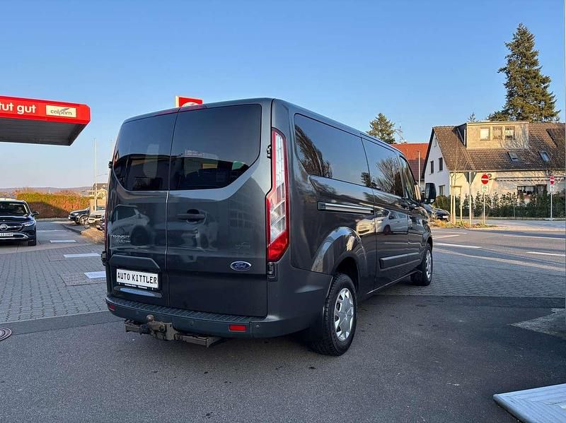 Gebraucht Ford Transit Custom Trend 131 PS (96 kW) 2017 Magneticgrau Van / Kleinbus