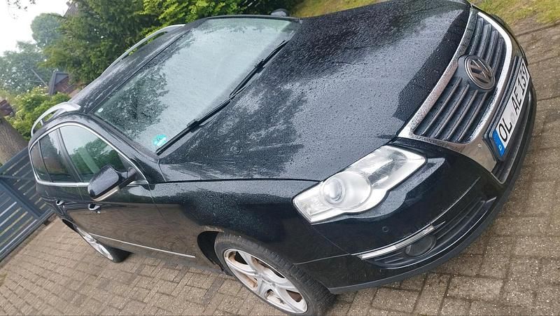 Schwarz Gebraucht 2006 VW Passat Kombi | 3.350 € (Fairer Preis) - Bild 1/4