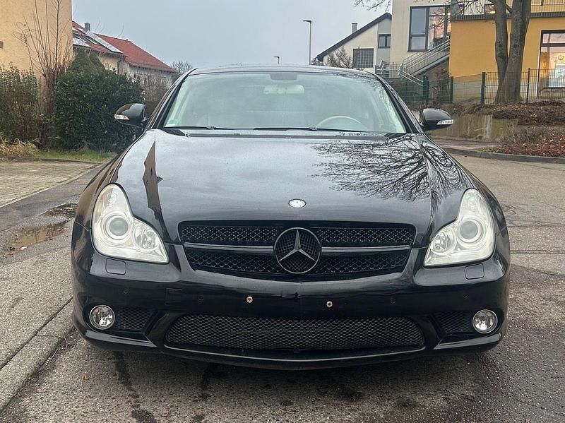 Schwarz Gebraucht 2005 Mercedes CLS350 Coupé | 10.500 € (Etwas zu teuer) - Bild 1/4