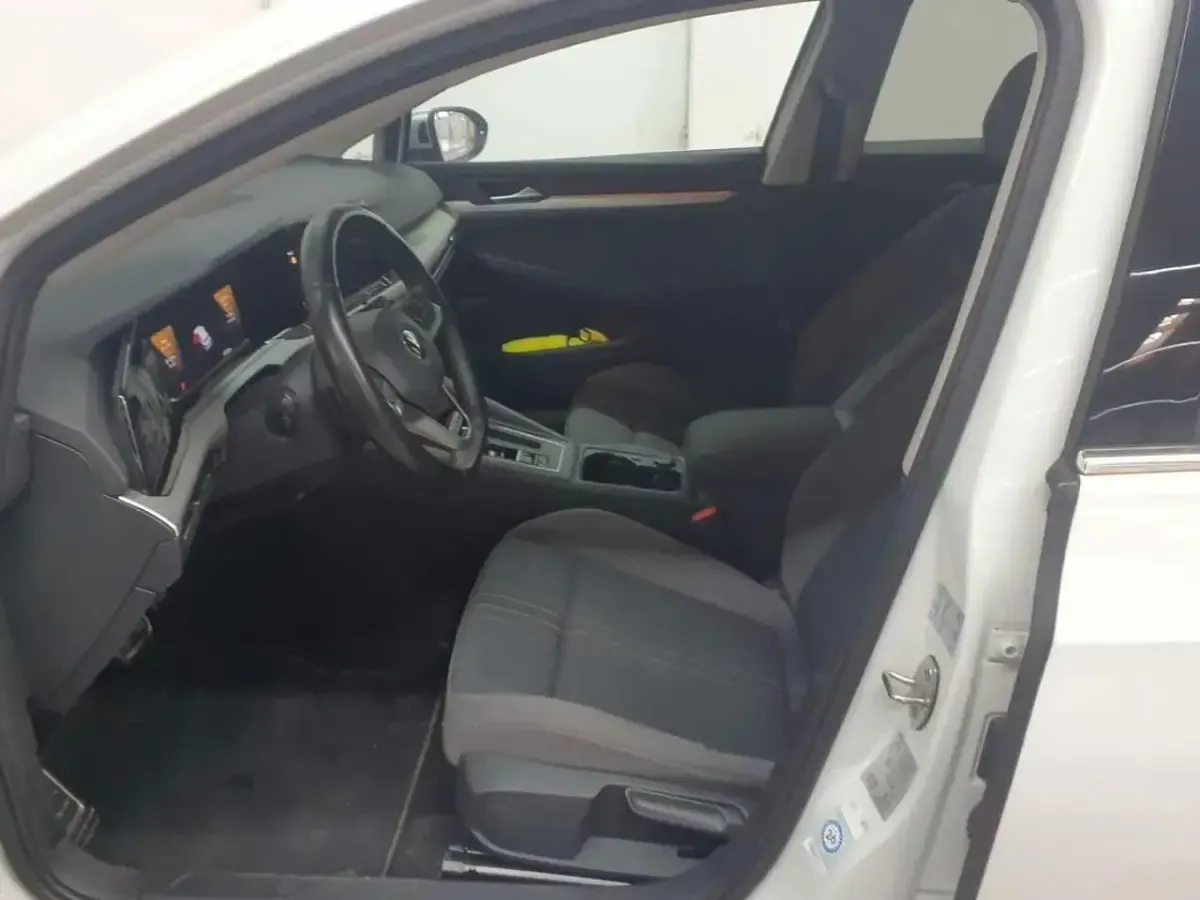 Gebraucht VW Golf Alltrack 200 PS (147 kW) 2022 Weiß Kombi