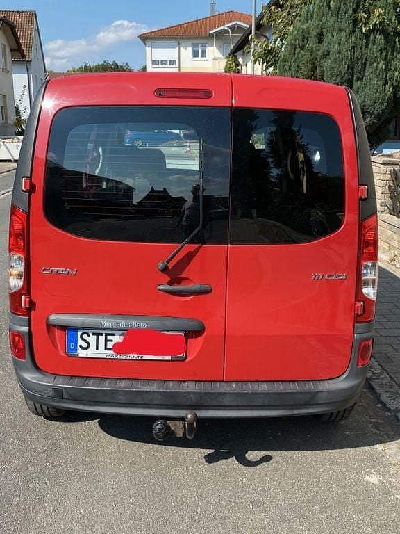Gebraucht Mercedes Citan 111 110 PS (80 kW) 2013 Rot