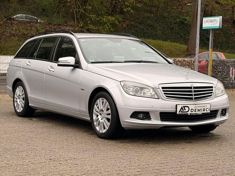 Usata Mercedes C220 200 CV (147 kW) 2009 Argento Station wagon