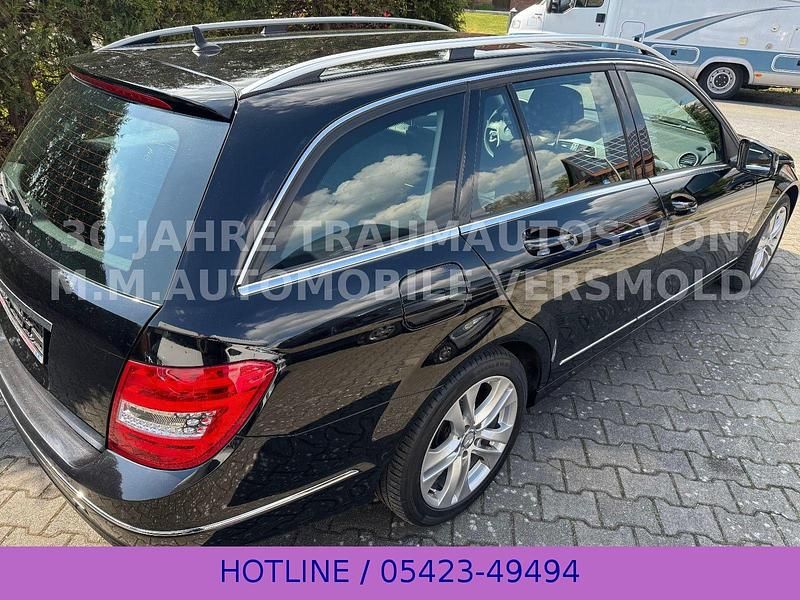 Gebraucht Mercedes C180 Avantgarde 156 PS (114 kW) 2011 Schwarz Kombi