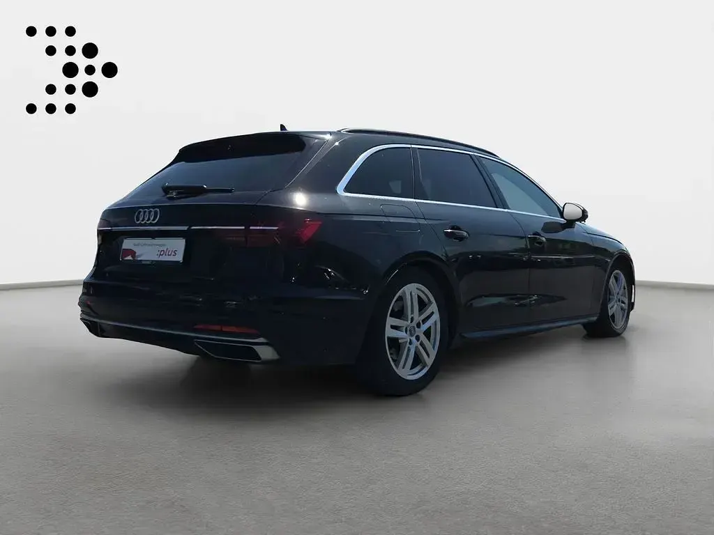 Gebraucht Audi A4 Advanced Plus 204 PS (150 kW) 2022 Mythosschwarz metallic Kombi