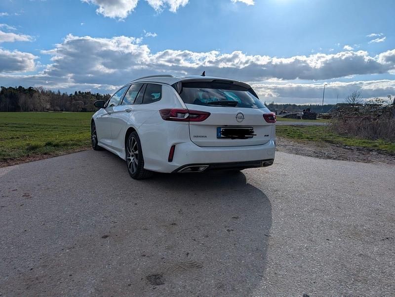 Gebraucht Opel Insignia 230 PS (169 kW) 2020 Weiß Kombi
