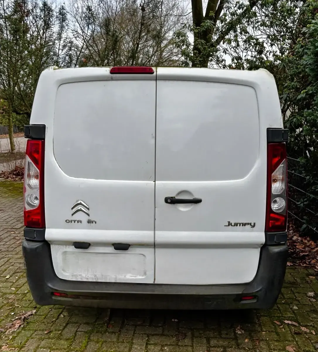 Używany Citroën Jumpy 90 KM (66 kW) 2014 Biały Minivan