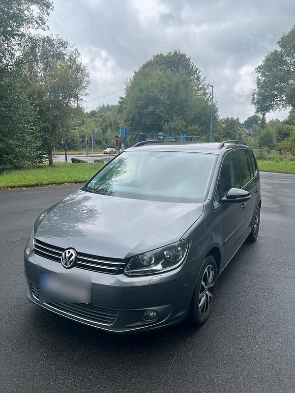 Gebraucht VW Touran Style 140 PS (102 kW) 2012 Grau Van / Kleinbus