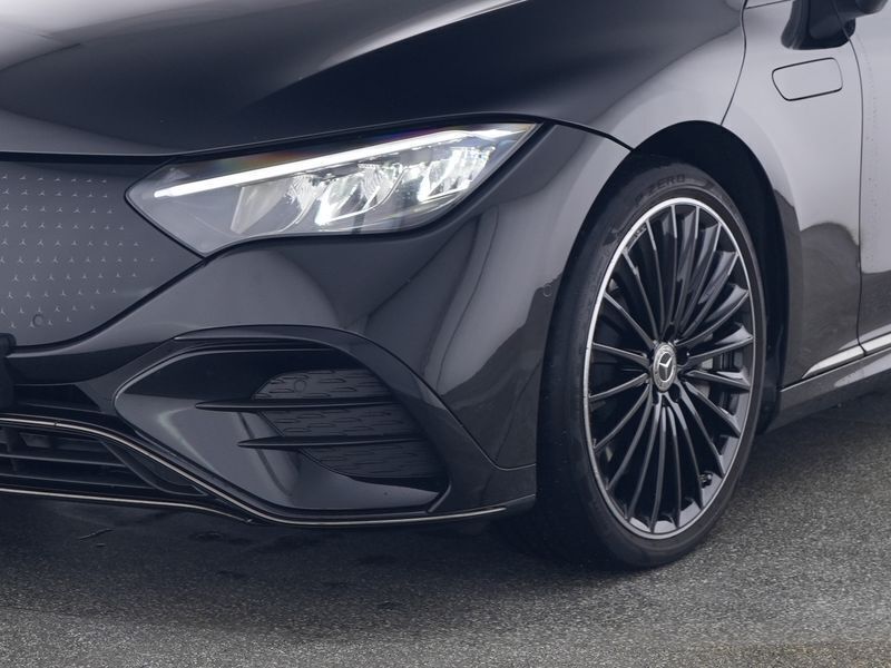 Gebraucht Mercedes EQE350 AMG 214 kW (292 PS) 2024 Schwarz metalliclack obsidianschwarz Limousine