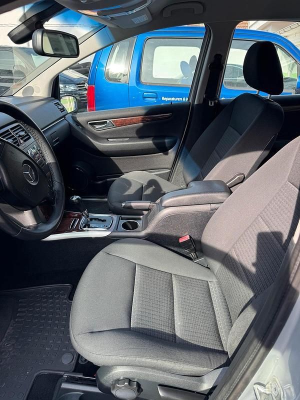 Gebraucht Mercedes B200 136 PS (100 kW) 2006 Van / Kleinbus