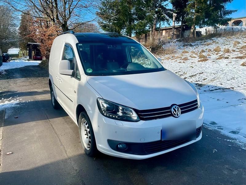 Gebraucht VW Caddy Edition 140 PS (102 kW) 2012 Weiß Van / Kleinbus