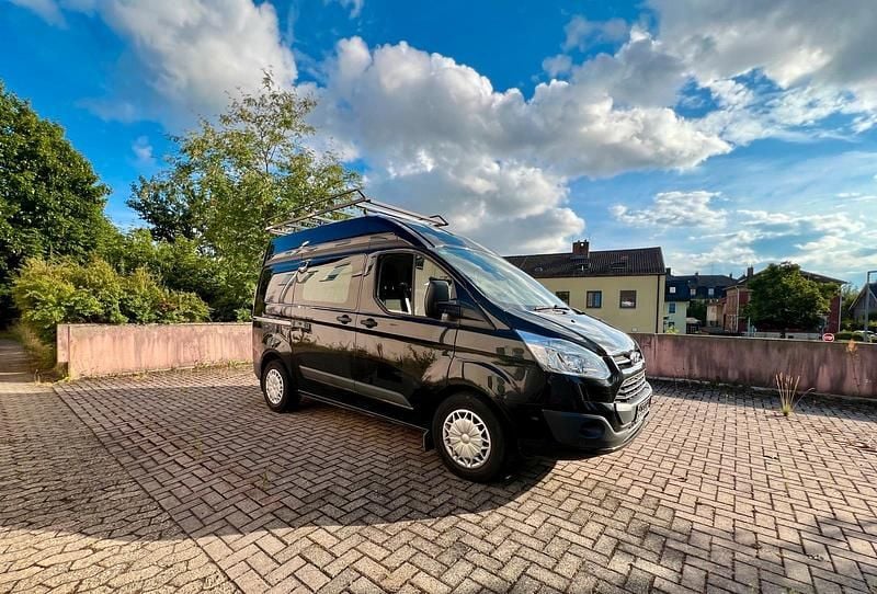 Schwarz Gebraucht 2016 Ford Transit Custom Van / Kleinbus | 10.999 € - Bild 1/4