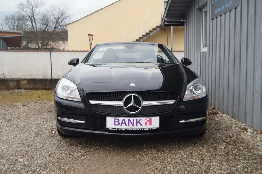 Gebraucht Mercedes SLK200 184 PS (135 kW) 2011 Schwarz Cabrio