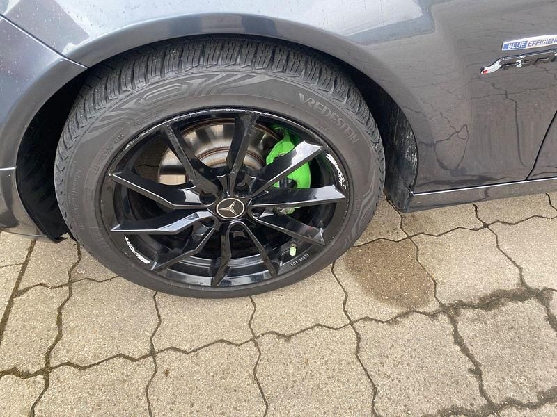 Gebraucht Mercedes C180 156 PS (114 kW) 2010 Grau Kombi