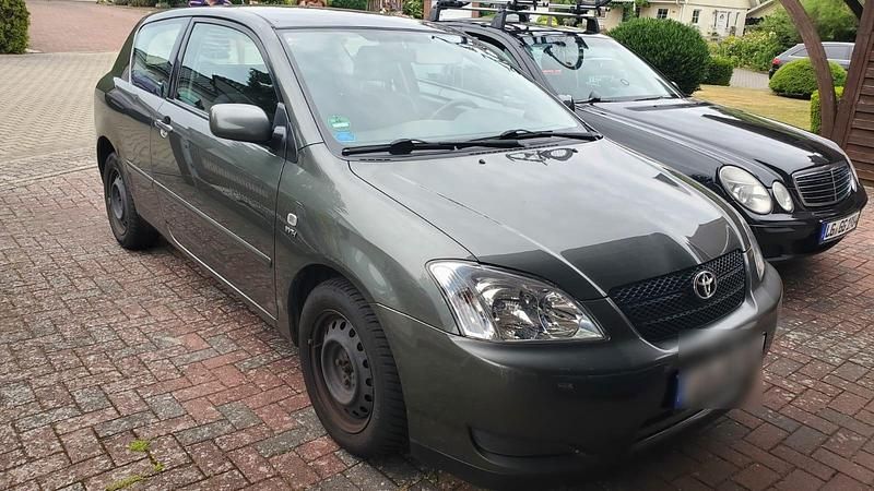 Gebraucht Toyota Corolla 97 PS (71 kW) 2002 Grau Kleinwagen