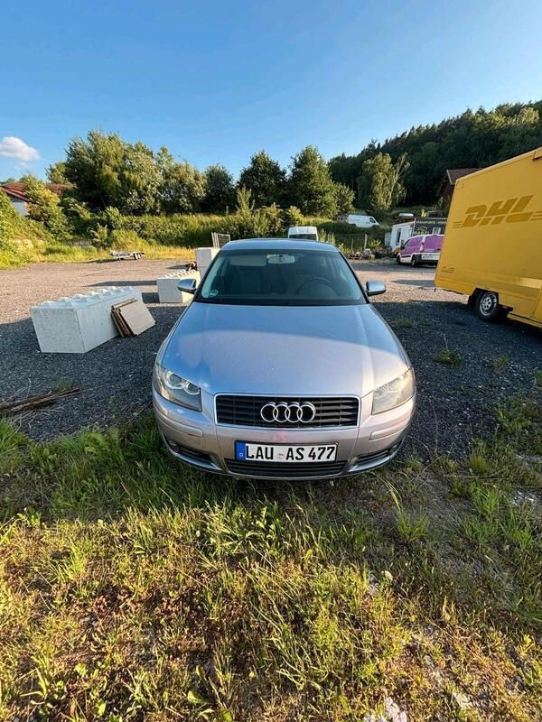 Silber Gebraucht 2004 Audi A3 Kleinwagen | 2.500 € (Superpreis) - Bild 1/4