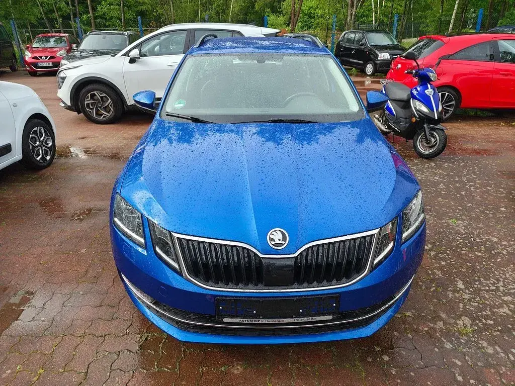 Gebraucht Skoda Octavia 110 PS (80 kW) 2018 Blau Kombi
