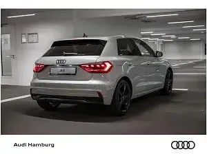Neu Audi A1 150 PS (110 kW) 2026 Silber (tausilber metallic) SUV